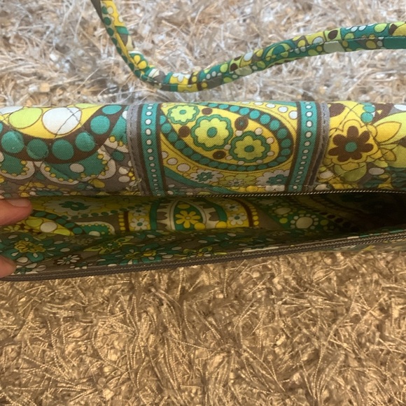 Vera Bradley Knot just a Clutch NWT Lemon Parfait - Picture 3 of 8